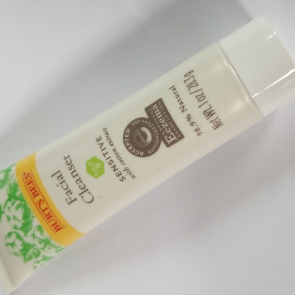 4/25 bundle item. Burt's Bees Facial Cleanser